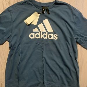 Woman’s Adidas pants and T-shirt set